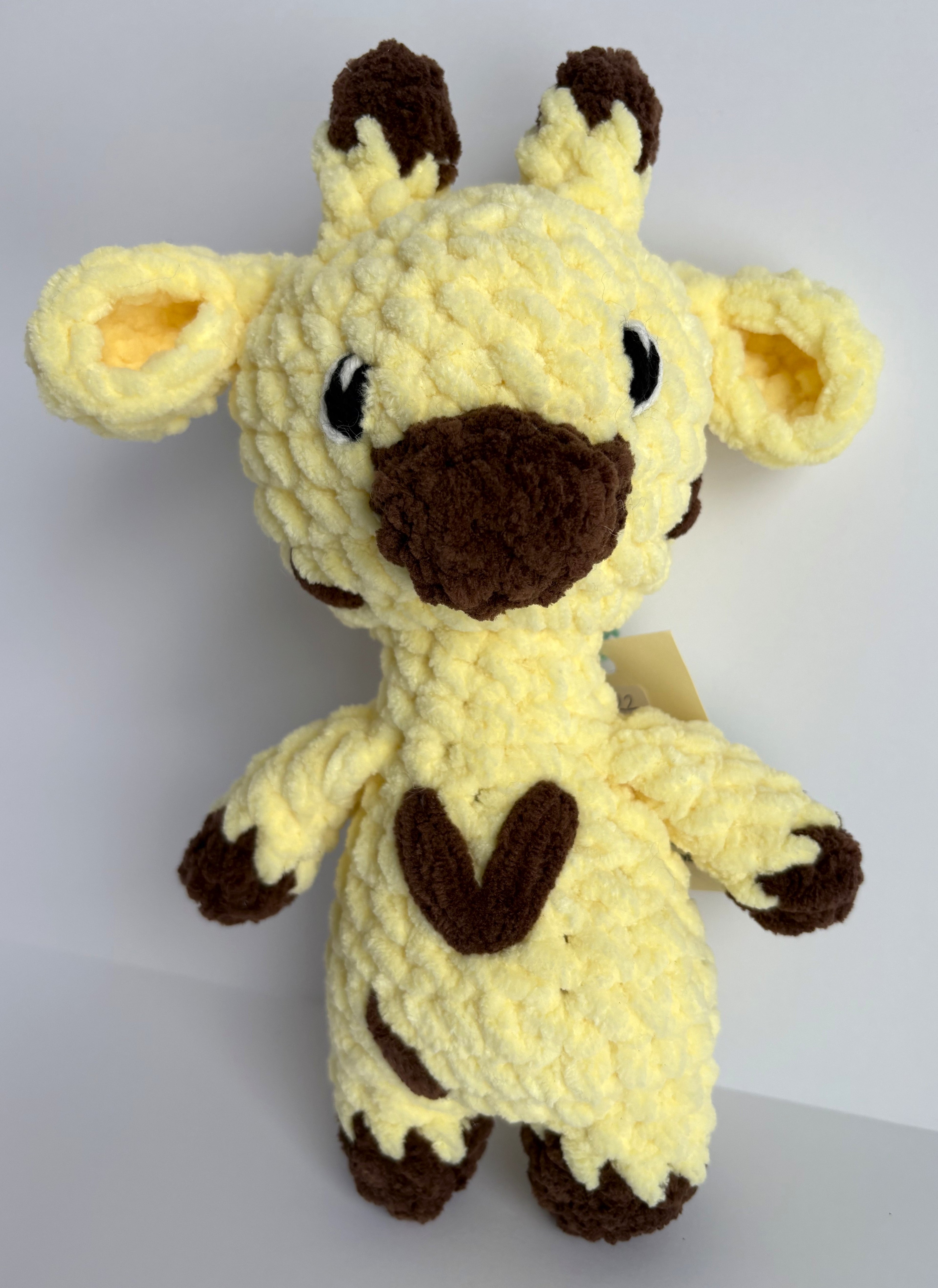 Giraffe Plushie- Sewn Eyes