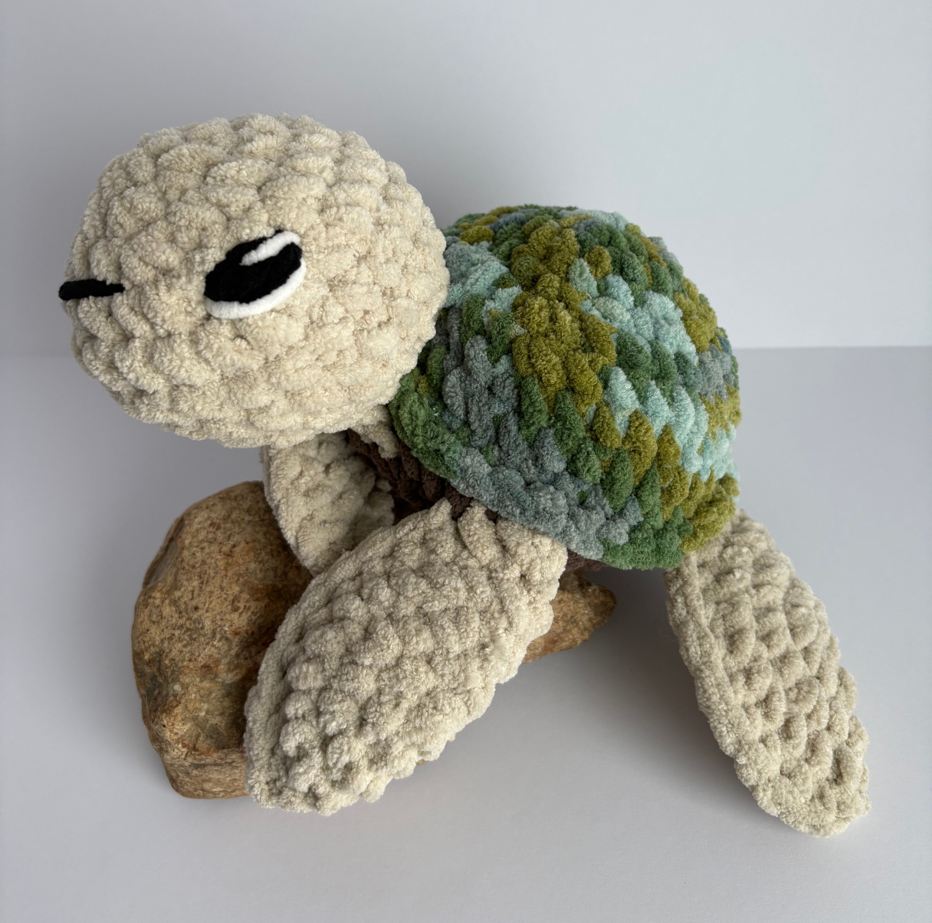 Sea Turtle Plushie- Sewn Eyes